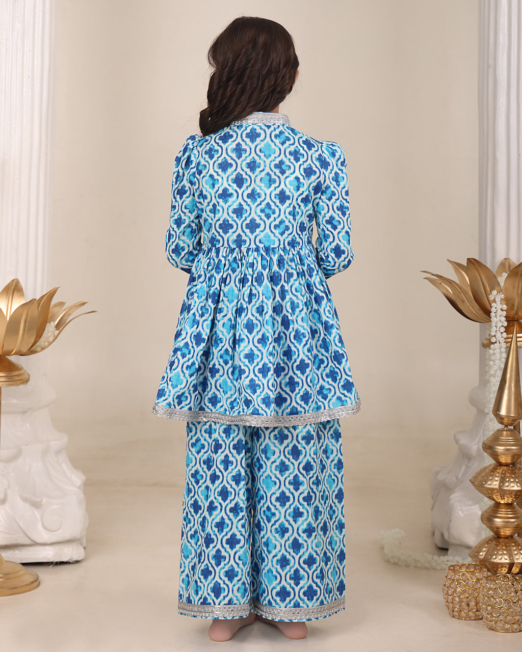 TARA SUIT SET